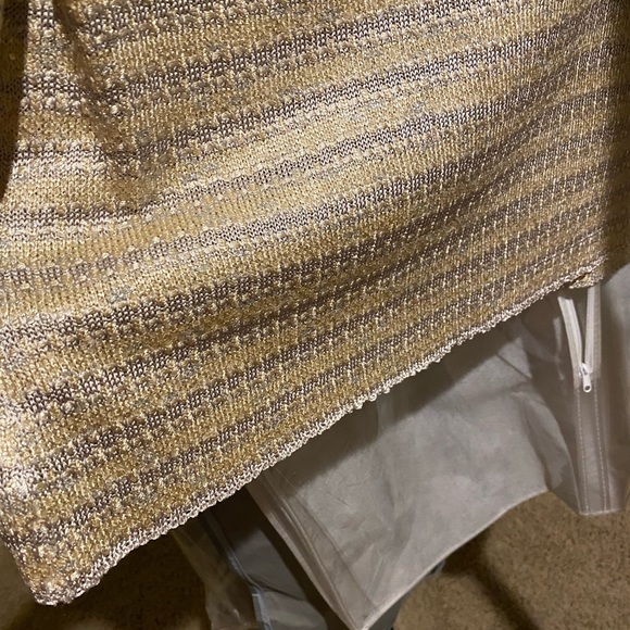 St John Evening Top - Picture 7 of 7